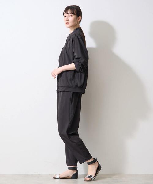 LOGEMENT DE CLAIRE(ロジュモンドクレール)の「【Allease/オールイーズ】ジップアップブルゾン(ブルゾン・レディース・ブラック/カーキ・FREE)」の7枚目の写真