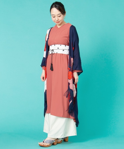 カヤ(カヤ)の「【カヤ】花錦UV羽織(カーディガン/ボレロ・レディース・ダークグレー/ブルー/ベージュ/ネイビー・FREE)」の5枚目の写真