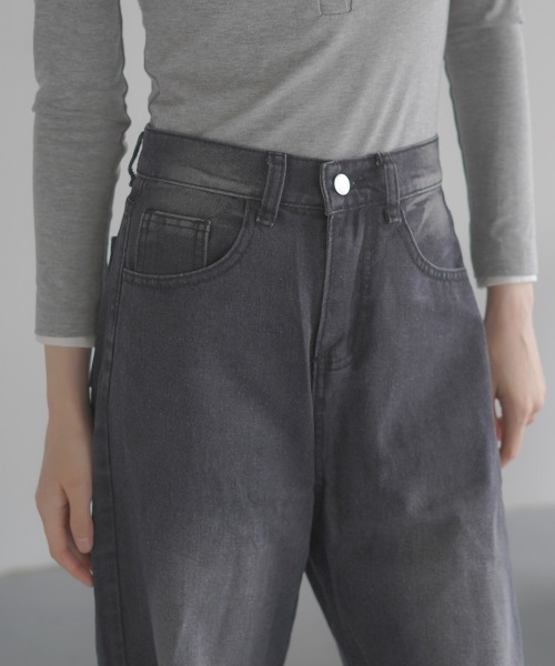 Clum(クルム)の「hem fringe design Full length curved denim pants / 裾フリンジデザインフルレングスカーブデニムパンツ(デニムパンツ・レディース・ブルー/ライトブルー/ブラック・SMALL/MEDIUM)」の12枚目の写真