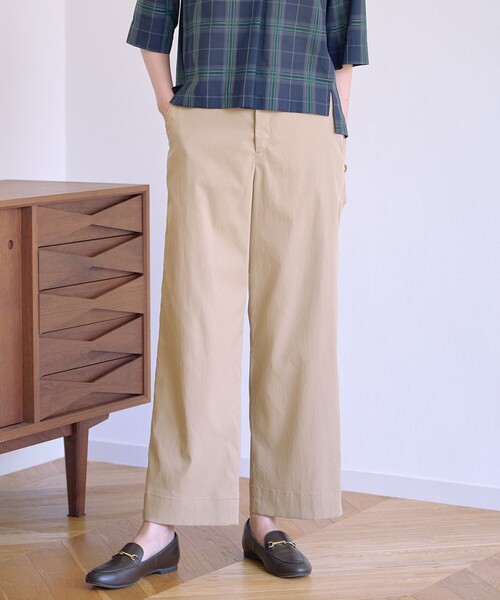 J.PRESS Ladies(J.プレス レディス)の「【洗える・接触冷感・撥水・UVカット】タスランチノ パンツ(チノパンツ・レディース・黄土色系/ベージュ系・S/XS)」の1枚目の写真
