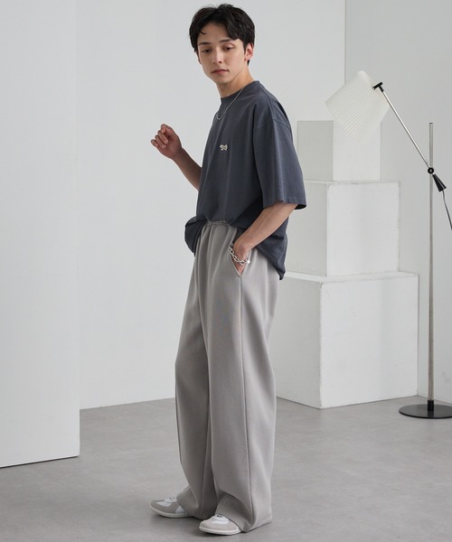 PENNEYS（ぺニーズ）の「PENNEYS/ペニーズ 別注 THE FOX ロゴ ヴィンテージ加工 ワンポイントワッペン刺繍 ビッグシルエット半袖Tシャツ（Tシャツ/カットソー・レディース・アイボリー/ブラック/ライトカーキ/ブラウン/レッド/ネイビー・L/M/S）」の10枚目の写真