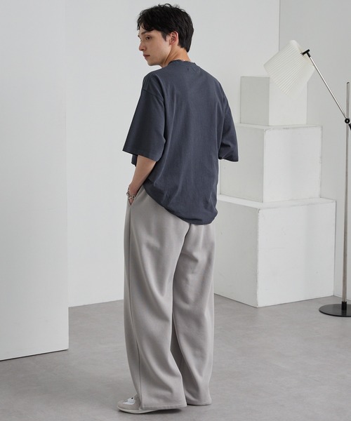 PENNEYS（ぺニーズ）の「PENNEYS/ペニーズ 別注 THE FOX ロゴ ヴィンテージ加工 ワンポイントワッペン刺繍 ビッグシルエット半袖Tシャツ（Tシャツ/カットソー・レディース・アイボリー/ブラック/ライトカーキ/ブラウン/レッド/ネイビー・L/M/S）」の11枚目の写真