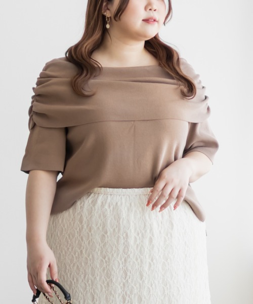 CLETTE（クレット）の「オフショル風リブニット（ニット/セーター・レディース・ベージュ/チャコールグレー/オフホワイト・4L/3L/LL）」の3枚目の写真