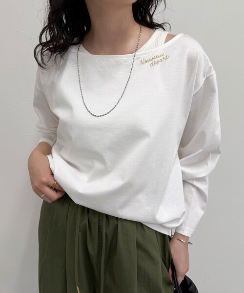 fredy emue（フレディエミュ）の「2WAYワンショルロンTシャツ（Tシャツ/カットソー・レディース・オフホワイト/チャコールグレー/ホワイト系その他/ブルー系その他・38）」の2枚目の写真