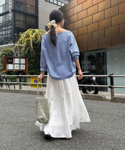 fredy emue（フレディエミュ）の「2WAYワンショルロンTシャツ（Tシャツ/カットソー・レディース・オフホワイト/チャコールグレー/ホワイト系その他/ブルー系その他・38）」の21枚目の写真