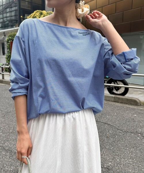 fredy emue（フレディエミュ）の「2WAYワンショルロンTシャツ（Tシャツ/カットソー・レディース・オフホワイト/チャコールグレー/ホワイト系その他/ブルー系その他・38）」の19枚目の写真