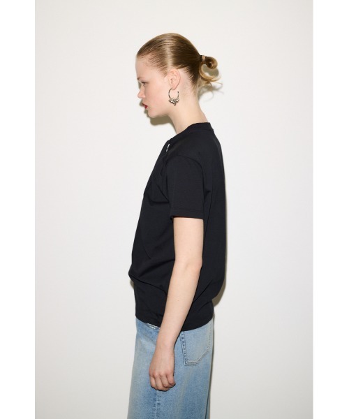 THROW by SLY（スローバイスライ）の「THROW TWIST ASYMMETRY TOPS ツイスト アシンメトリー トップス 半袖 夏服（Tシャツ/カットソー・レディース・イエロー/ブラック・FREE）」の13枚目の写真