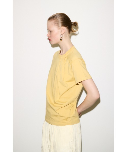 THROW by SLY（スローバイスライ）の「THROW TWIST ASYMMETRY TOPS ツイスト アシンメトリー トップス 半袖 夏服（Tシャツ/カットソー・レディース・イエロー/ブラック・FREE）」の7枚目の写真