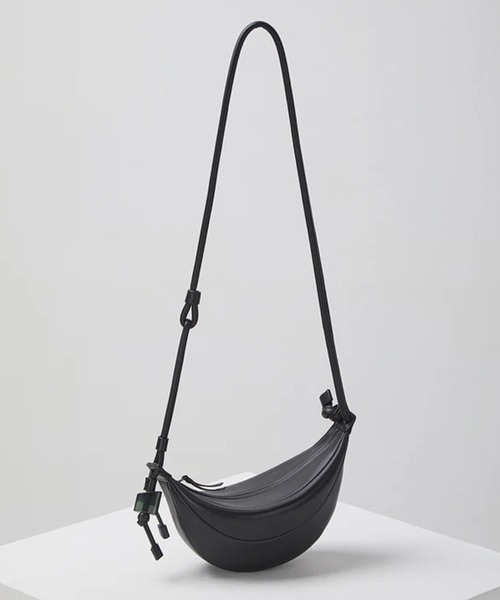 Archivepke（アーカイブエプク）の「【入庫禁止】Archivepke/アーカイブエプク Small fling bag ショルダーバッグ（ショルダーバッグ・レディース・ブラック/ホワイト・FREE）」の7枚目の写真