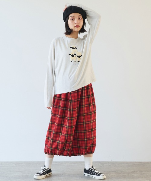 bulle de savon（ビュルデサボン）の「ひつじ刺繍 Tシャツ（Tシャツ/カットソー・レディース・オートミール/ブルー・FREE）」の12枚目の写真