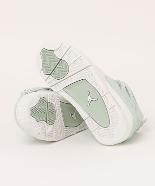 セール】NIKE WMNS AIR JORDAN 4 RETRO HV0823-003（スニーカー