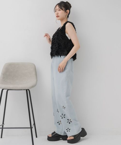 RETRO GIRL（レトロガール）の「前釦フェザーベスト（Tシャツ/カットソー・レディース・ブラック/ベージュ/ナチュラル・FREE）」の16枚目の写真