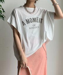 A MOMENTタックスリーブTEE