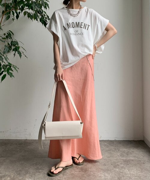 DouDou(ドゥドゥ)の「A MOMENTタックスリーブTEE(Tシャツ/カットソー・レディース・ホワイト系その他/チャコールグレー/オフホワイト・FREE)」の4枚目の写真