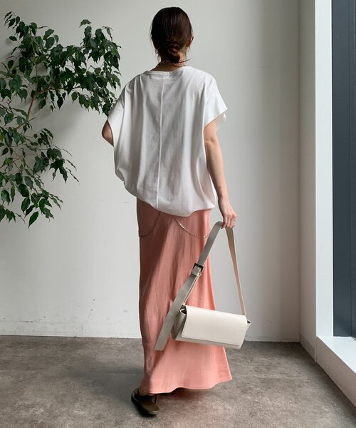 DouDou(ドゥドゥ)の「A MOMENTタックスリーブTEE(Tシャツ/カットソー・レディース・ホワイト系その他/チャコールグレー/オフホワイト・FREE)」の8枚目の写真