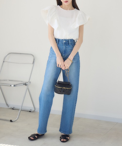 meeny miny(ミーニーマイニー)の「【meeny miny】【インフルエンサーmidopeiコラボ】”着映え”ラッフルブラウス(Tシャツ/カットソー・レディース・ブラック/ホワイト/ピンク・S-M/M-L)」の4枚目の写真