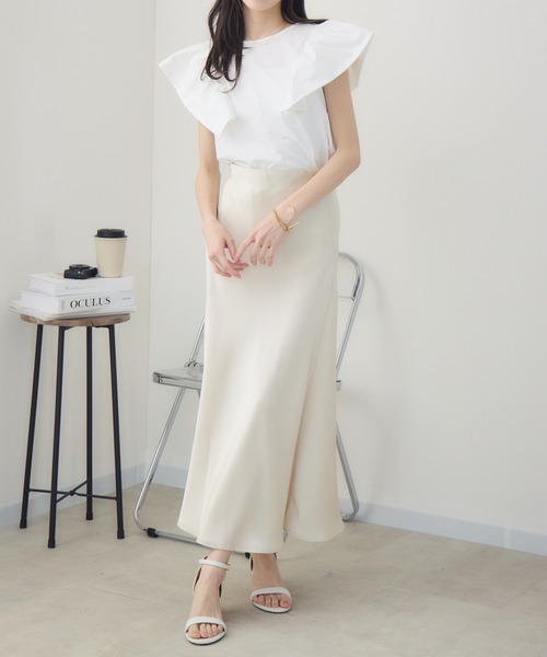 meeny miny(ミーニーマイニー)の「【meeny miny】【インフルエンサーmidopeiコラボ】”着映え”ラッフルブラウス(Tシャツ/カットソー・レディース・ブラック/ホワイト/ピンク・S-M/M-L)」の5枚目の写真