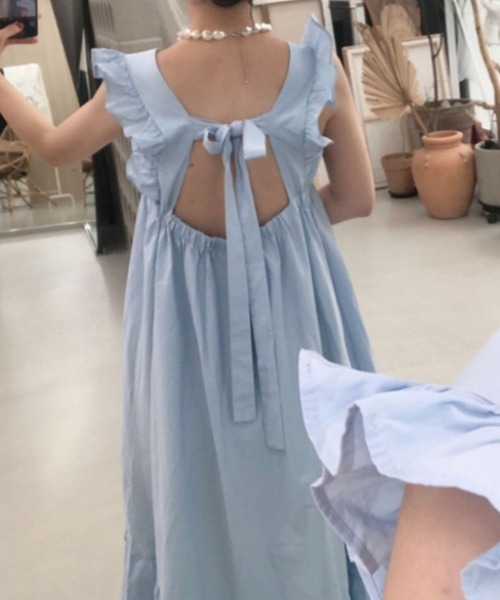 Aelina(エリナ)の「フリルスリーブワンピース(ワンピース・レディース・ホワイト/ブラック/ブルー・F)」の17枚目の写真