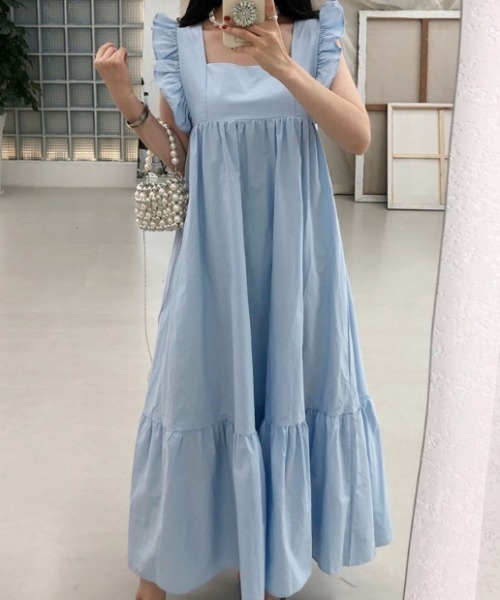 Aelina(エリナ)の「フリルスリーブワンピース(ワンピース・レディース・ホワイト/ブラック/ブルー・F)」の21枚目の写真