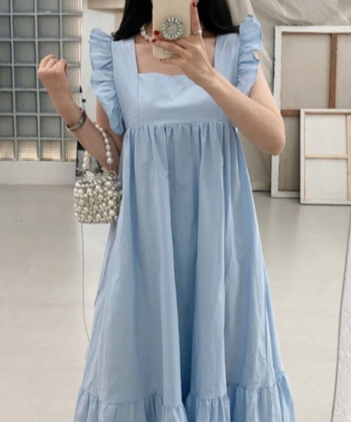 Aelina(エリナ)の「フリルスリーブワンピース(ワンピース・レディース・ホワイト/ブラック/ブルー・F)」の19枚目の写真