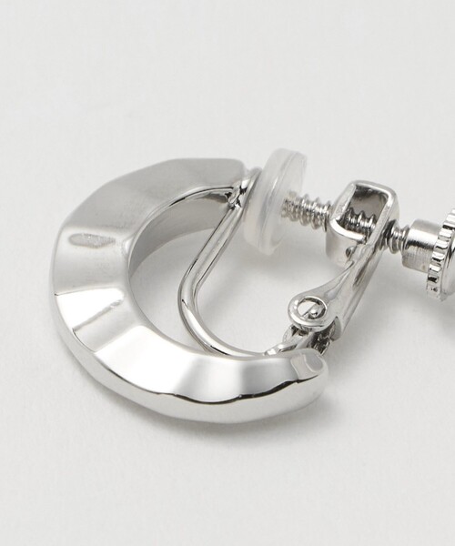 UNITED ARROWS(ユナイテッドアローズ)の「BUMPY フープイヤリング(イヤリング・レディース・シルバー/ゴールド・FREE)」の7枚目の写真