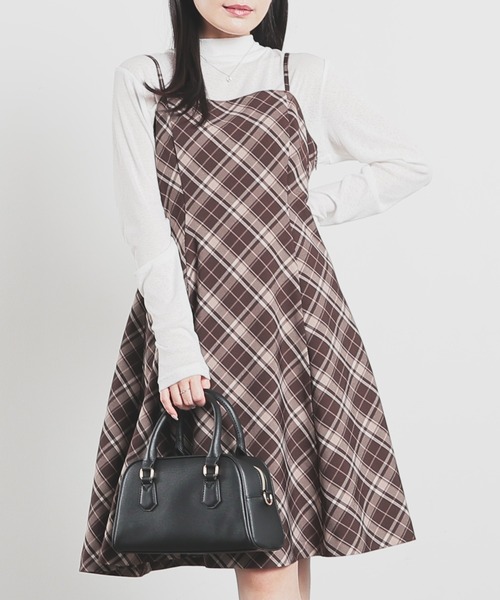 Honeys（ハニーズ）の「ミニキャミワンピース（ワンピース・レディース・ベージュ系その他/ブラウン系その他/ブラック系その他・SS/S/LL/L/3L/M）」の2枚目の写真