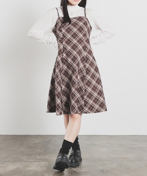 Honeys（ハニーズ）の「ミニキャミワンピース（ワンピース・レディース・ベージュ系その他/ブラウン系その他/ブラック系その他・SS/S/LL/L/3L/M）」の11枚目の写真