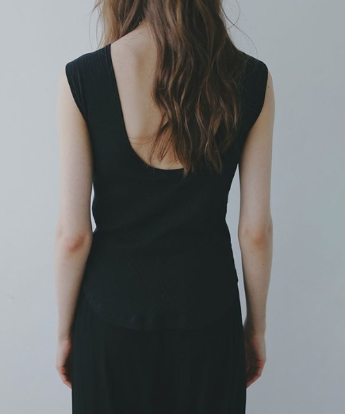 ダブルクロス2wayスリーブレスプルオーバー　ETRE TOKYO エトレトウキョウ/ETRE TOKYO】のダブルクロス2wayスリーブレスプル