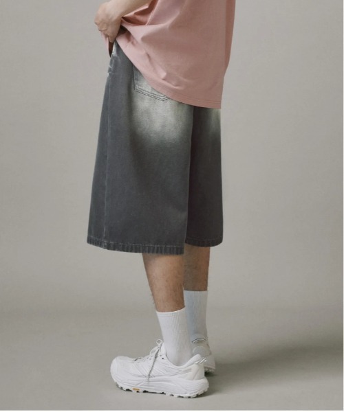 Vini（ヴィニ）の「スプレードミンゴウォッシュデニムショートパンツ（デニムパンツ・レディース・ブラック/グレー・X-LARGE/LARGE/MEDIUM）」の8枚目の写真