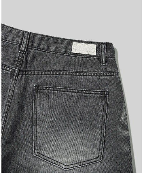 Vini（ヴィニ）の「スプレードミンゴウォッシュデニムショートパンツ（デニムパンツ・レディース・ブラック/グレー・X-LARGE/LARGE/MEDIUM）」の4枚目の写真