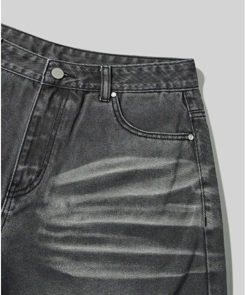 Vini（ヴィニ）の「スプレードミンゴウォッシュデニムショートパンツ（デニムパンツ・レディース・ブラック/グレー・X-LARGE/LARGE/MEDIUM）」の5枚目の写真