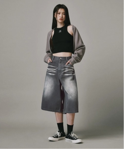 Vini（ヴィニ）の「スプレードミンゴウォッシュデニムショートパンツ（デニムパンツ・レディース・ブラック/グレー・X-LARGE/LARGE/MEDIUM）」の6枚目の写真