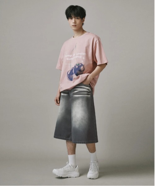 Vini（ヴィニ）の「スプレードミンゴウォッシュデニムショートパンツ（デニムパンツ・レディース・ブラック/グレー・X-LARGE/LARGE/MEDIUM）」の7枚目の写真