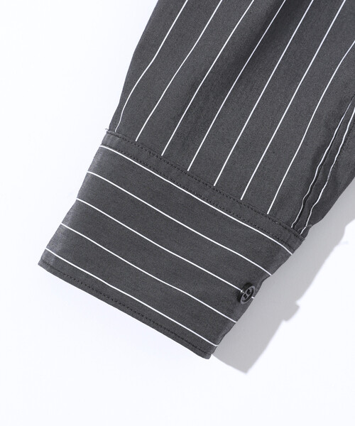 Firsthand(ファーストハンド)の「Firsthand/ファーストハンド オーバーサイズ ロングスリーブ ブローチシャツ / バンドカラーシャツ(シャツ/ブラウス・レディース・サックスブルー/ホワイト/その他13・フリ-)」の17枚目の写真