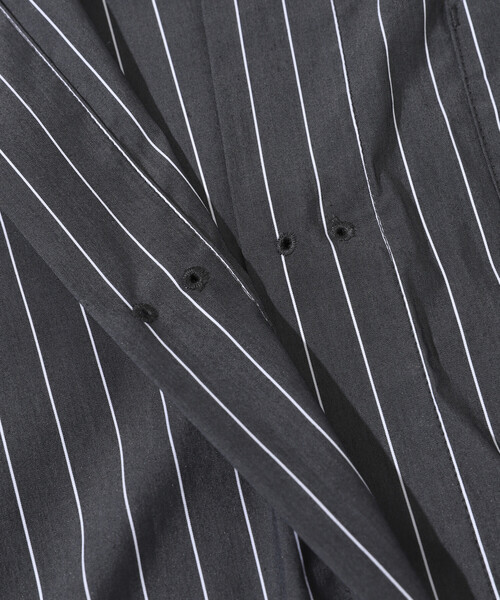 Firsthand(ファーストハンド)の「Firsthand/ファーストハンド オーバーサイズ ロングスリーブ ブローチシャツ / バンドカラーシャツ(シャツ/ブラウス・レディース・サックスブルー/ホワイト/その他13・フリ-)」の12枚目の写真