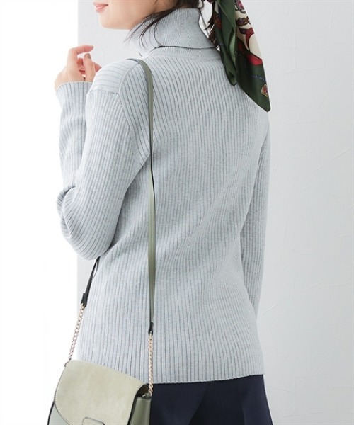 7days Life Styling(セブンデイズライフスタイリング)の「【UVカット】リブタートルネックニット(ニット/セーター・レディース・ベージュ/ブラック/杢グレー/ブルー・3L/LL/L/M/S)」の18枚目の写真