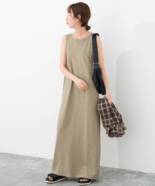 Spick & Span(スピックアンドスパン)の「《追加2》天竺アメスリロングワンピース(ワンピース・レディース・ブラック/ブラウン/ベージュ・36/38)」の4枚目の写真