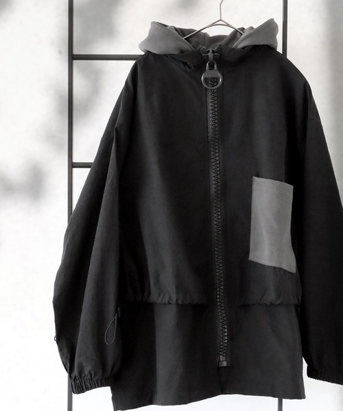 アンティカ　未使用　ブラック ビッグジッパー フード付きジャケット 2wayビッグファスナージャケット（ナイロンジャケット）｜antiqua