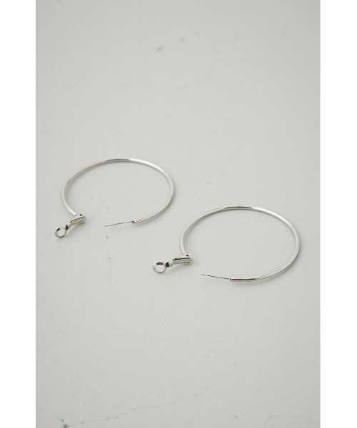 AZUL by moussy(アズールバイマウジー)の「ステンレスビッグフープピアス(ピアス(両耳用)・レディース・シルバー/ゴールド系その他・FREE)」の6枚目の写真