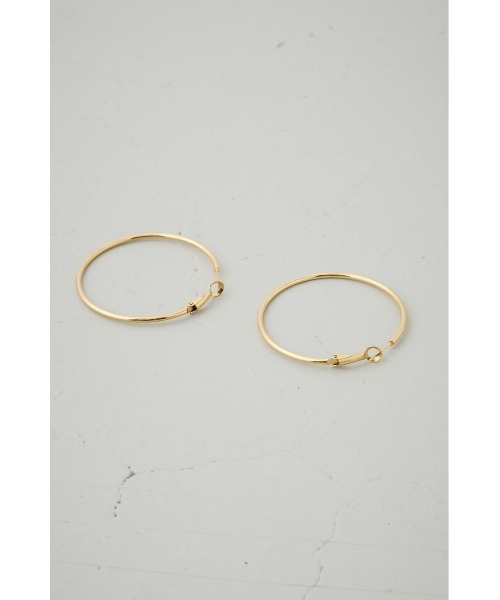 AZUL by moussy(アズールバイマウジー)の「ステンレスビッグフープピアス(ピアス(両耳用)・レディース・シルバー/ゴールド系その他・FREE)」の9枚目の写真