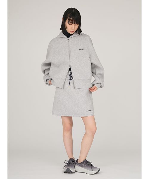 emmi（エミ）の「emmiロゴダンボールミニスカート（スカート・レディース・ブラウン/グレー/ネイビー・F）」の4枚目の写真