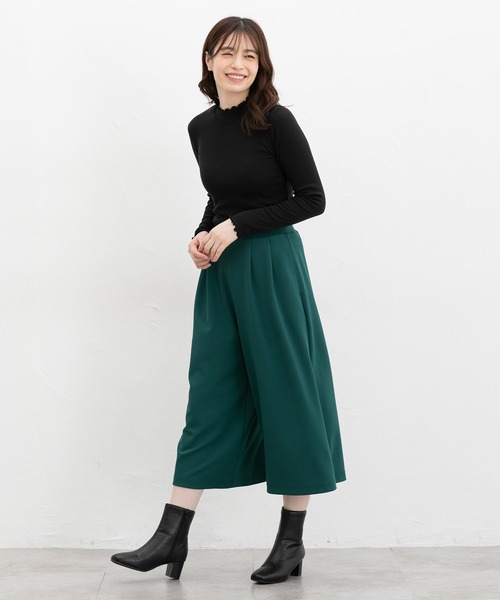 Honeys(ハニーズ)の「メローハイネックTシャツ(Tシャツ/カットソー・レディース・オフホワイト/グリーン/ダークブラウン系/レッド系その他/イエロー/グレイッシュベージュ/ピンク系その他/ブラック/ブルー・LL/M/S/L)」の12枚目の写真