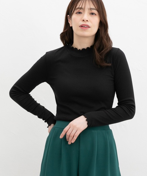 Honeys(ハニーズ)の「メローハイネックTシャツ(Tシャツ/カットソー・レディース・オフホワイト/グリーン/ダークブラウン系/レッド系その他/イエロー/グレイッシュベージュ/ピンク系その他/ブラック/ブルー・LL/M/S/L)」の13枚目の写真