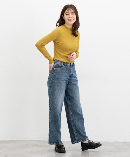 Honeys(ハニーズ)の「メローハイネックTシャツ(Tシャツ/カットソー・レディース・オフホワイト/グリーン/ダークブラウン系/レッド系その他/イエロー/グレイッシュベージュ/ピンク系その他/ブラック/ブルー・LL/M/S/L)」の18枚目の写真