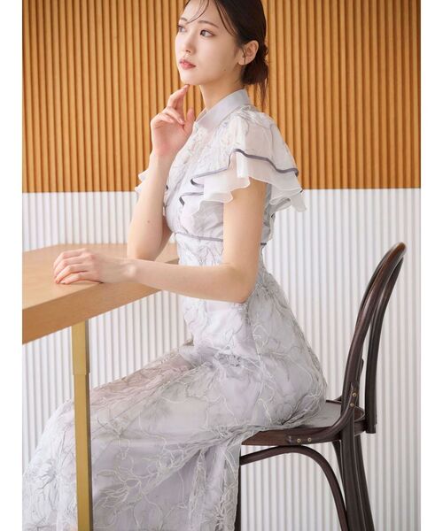 MERCURYDUO（マーキュリーデュオ）の「エンブロイダリーラッフルドレスワンピース（ドレス・レディース・ベビーピンク/ライトグレー・SMALL/MEDIUM）」の9枚目の写真