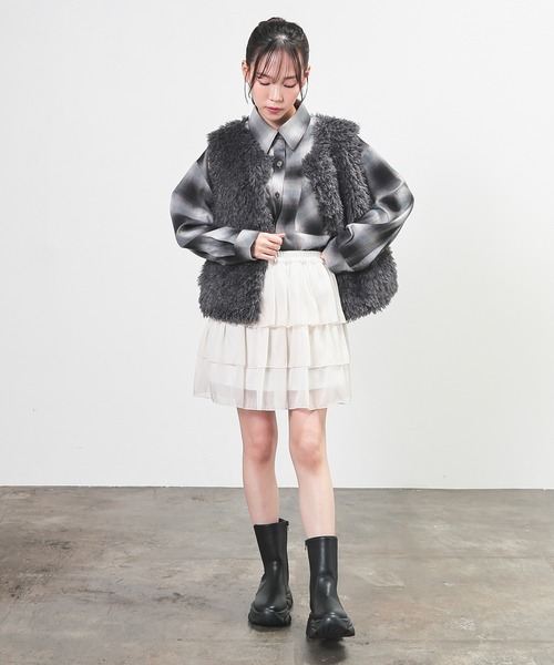 Honeys（ハニーズ）の「ファーベスト（その他アウター・レディース・モカ/ベージュ/チャコール・L/M）」の5枚目の写真