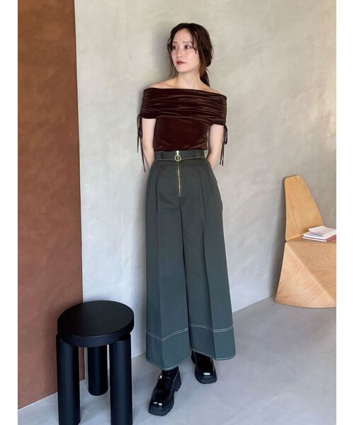 Dickies(ディッキーズ)の「【別注Dickies】タックワイドパンツ(その他パンツ・レディース・ベージュ/グリーン/ブラウン・SMALL/MEDIUM)」の22枚目の写真