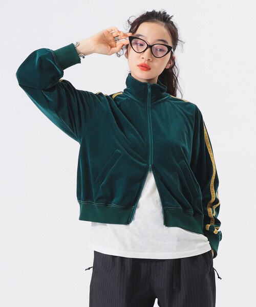 BEAMS BOY(ビームスボーイ)の「【1/15再値下げ】ベロア ライナー フルジップ(パーカー・レディース・ブラック/グリーン・ONE SIZE)」の12枚目の写真