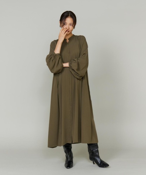 LE SOUK(ルスーク)の「サイドギャザーワンピース(ワンピース・レディース・ネイビー/カーキ・フリー)」の20枚目の写真