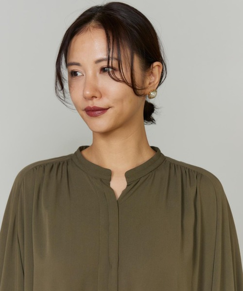 LE SOUK(ルスーク)の「サイドギャザーワンピース(ワンピース・レディース・ネイビー/カーキ・フリー)」の6枚目の写真